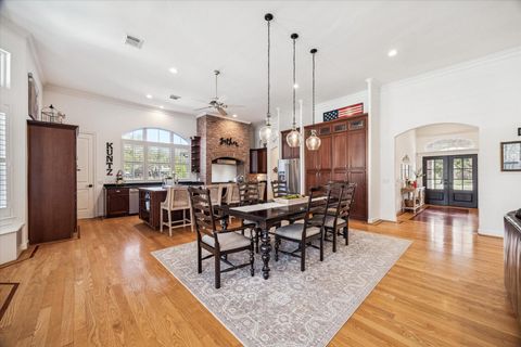 Tiny photo for 634 Royal Lakes Boulevard, Richmond, TX 77469 (MLS # 24623159)