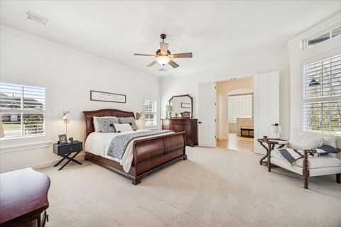 Tiny photo for 634 Royal Lakes Boulevard, Richmond, TX 77469 (MLS # 24623159)