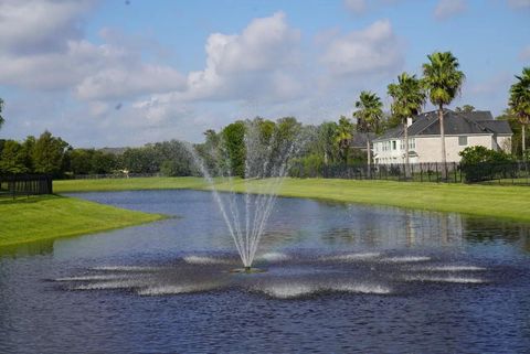 Tiny photo for 634 Royal Lakes Boulevard, Richmond, TX 77469 (MLS # 24623159)