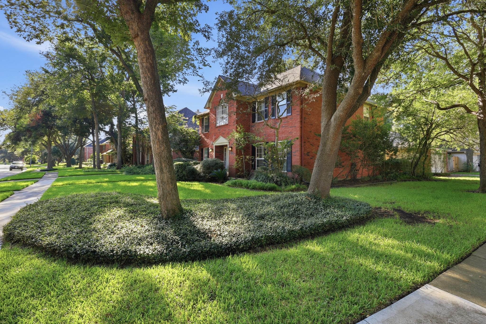 6906 Morningside Drive