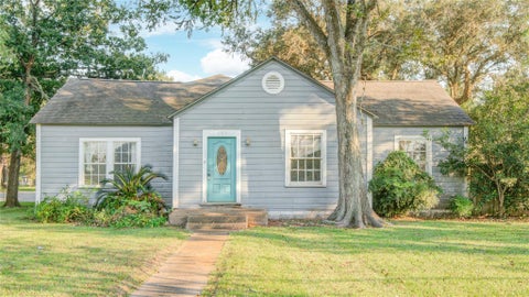 Photo of 508 E 2nd Street, Sweeny, TX 77480 (MLS # 21905608)