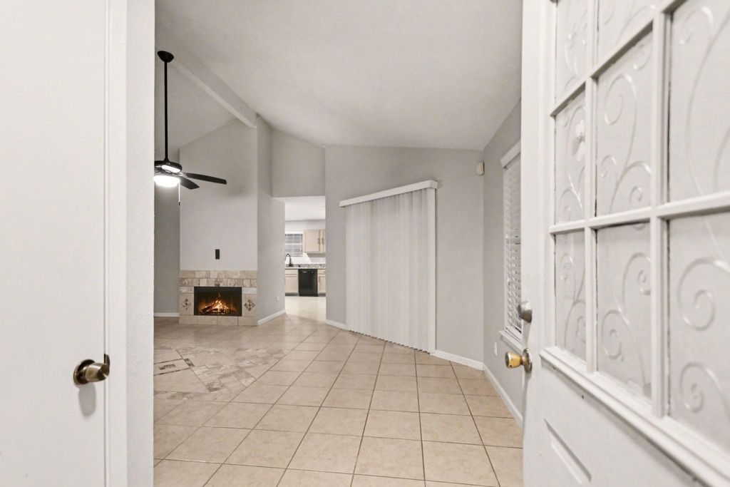 Photo of 2450 Blackridge Road, Houston, TX 77067 (MLS # 2097492)