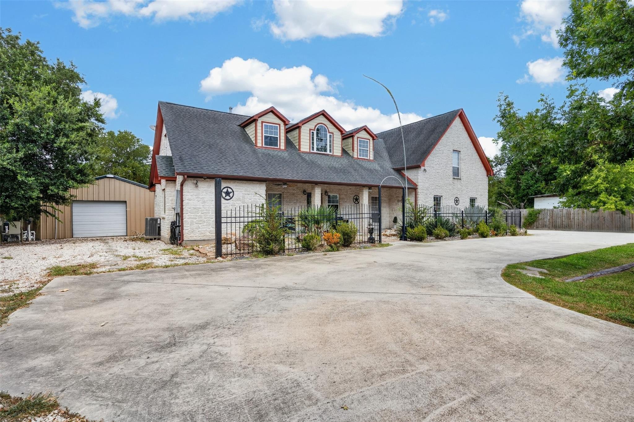 8618 Highway 6