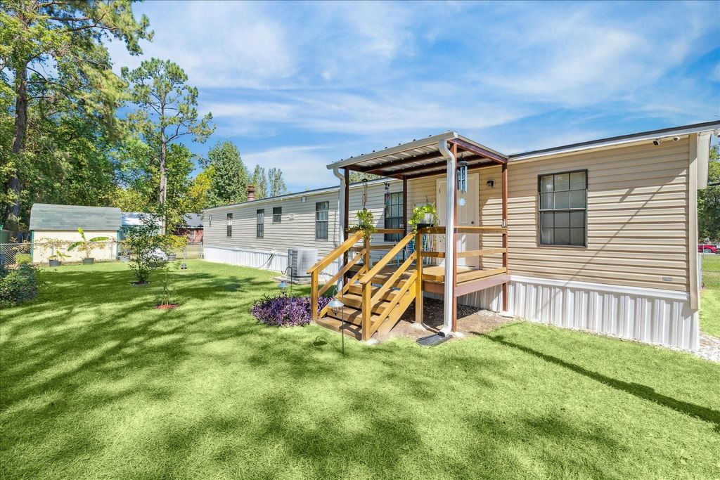 Photo of 23652 W Heritage Oaks Drive, Porter, TX 77365 (MLS # 73466150)