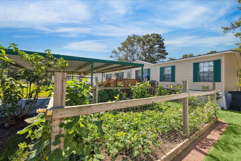 Photo of 23652 W Heritage Oaks Drive, Porter, TX 77365 (MLS # 73466150)