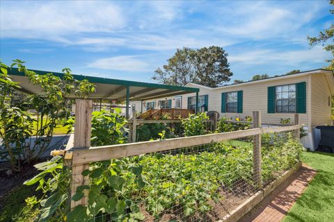 Homes For Sale - 23652 W Heritage Oaks Drive<br/> Porter, TX 77365