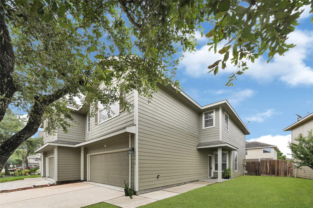 Photo of 6215 Stoney Creek Drive, Pasadena, TX 77503 (MLS # 36974597)