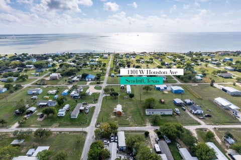 Homes For Sale - 1101 W Houston Avenue<br/> Seadrift, TX 77983