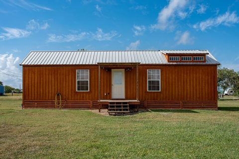 Photo of 1101 W Houston Avenue, Seadrift, TX 77983 (MLS # 12395346)