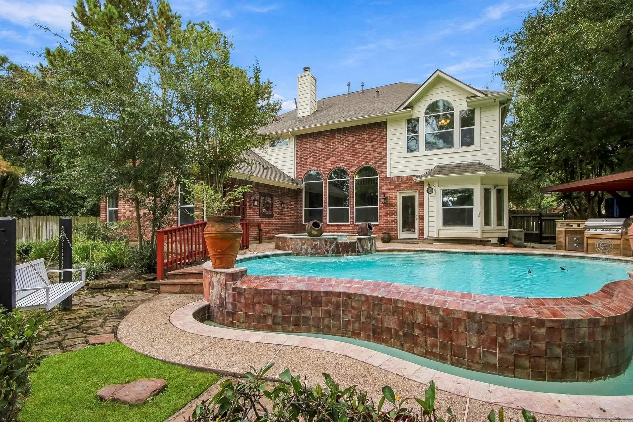 20689 Bentwood Oaks Drive