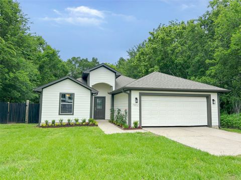 Photo of 7902 Masters Road, Manvel, TX 77578 (MLS # 88225127)