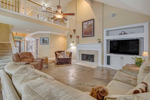 Photo of 2443 Riverway Oak Drive, Houston, TX 77345 (MLS # 47588868)