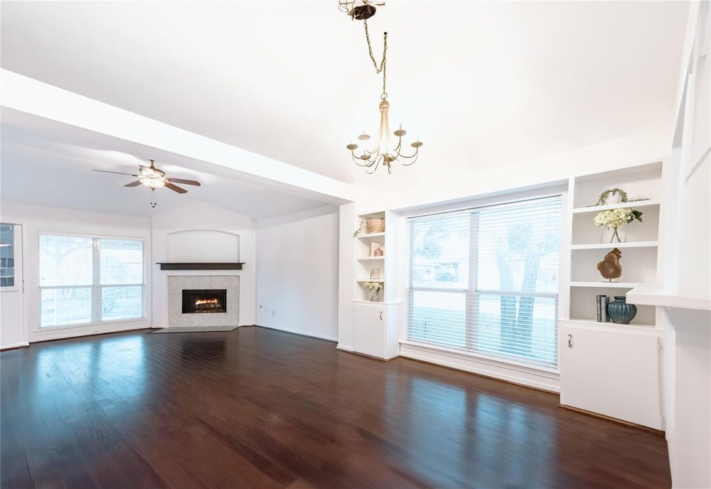 Photo of 32002 Sue Lane, Pinehurst, TX 77362 (MLS # 6526804)