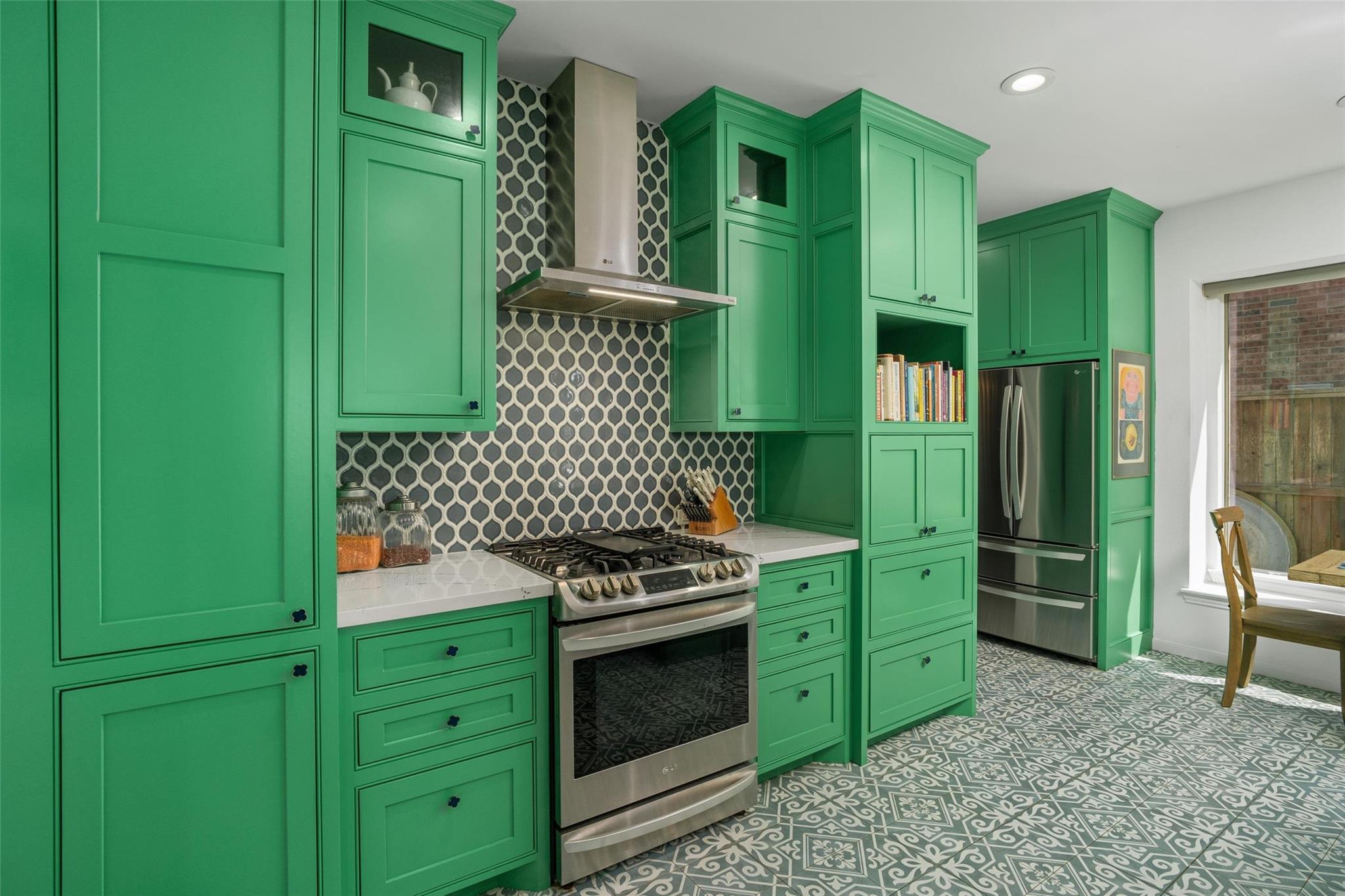 3311 Creek Gate Drive