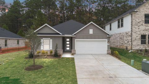Photo of 12331 Ridge Top Court, Conroe, TX 77304 (MLS # 71431783)