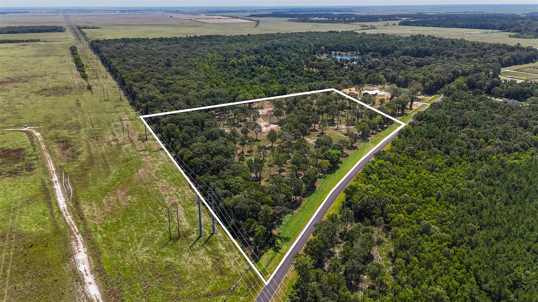 1977 County Road 105