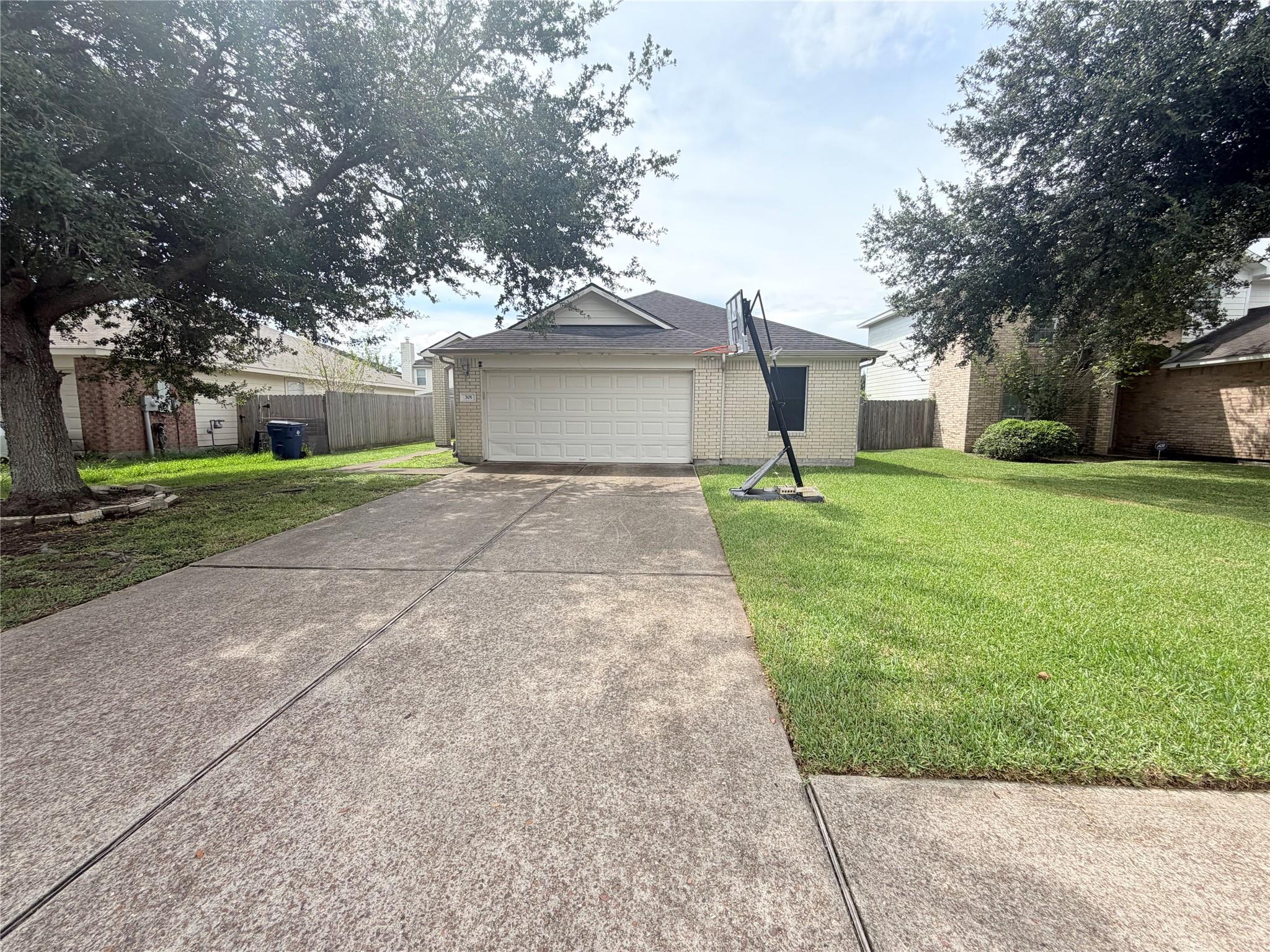 301 S Golden Oak Drive