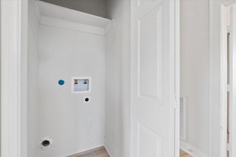 Tiny photo for 1118 Elliston Street, Houston, TX 77023 (MLS # 51503882)