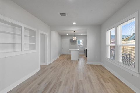 Tiny photo for 1118 Elliston Street, Houston, TX 77023 (MLS # 51503882)