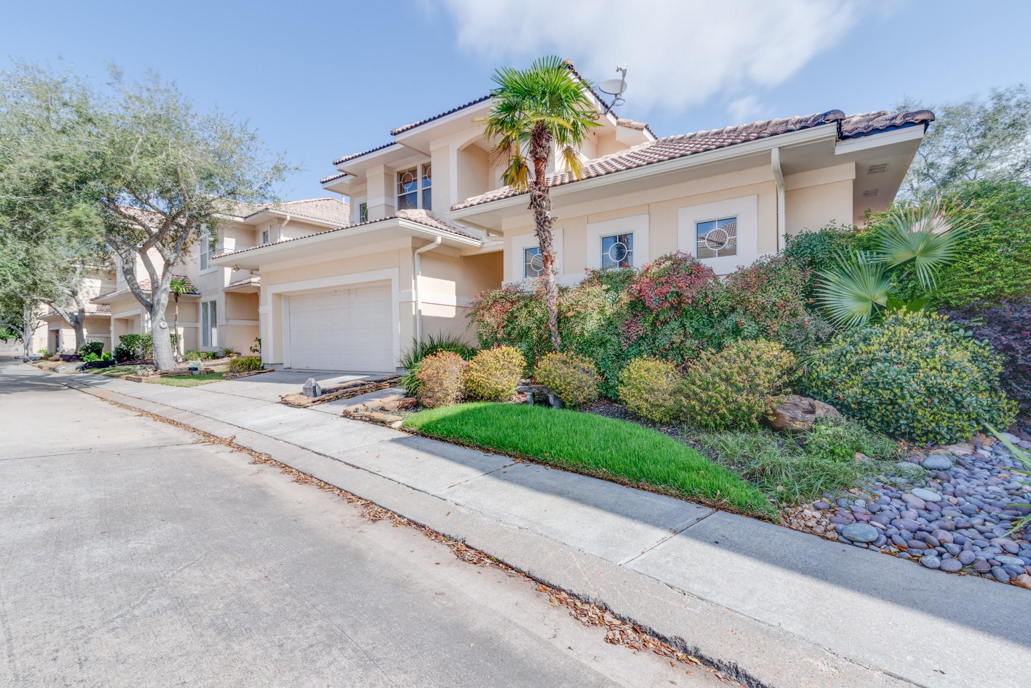 403 Harborside Way