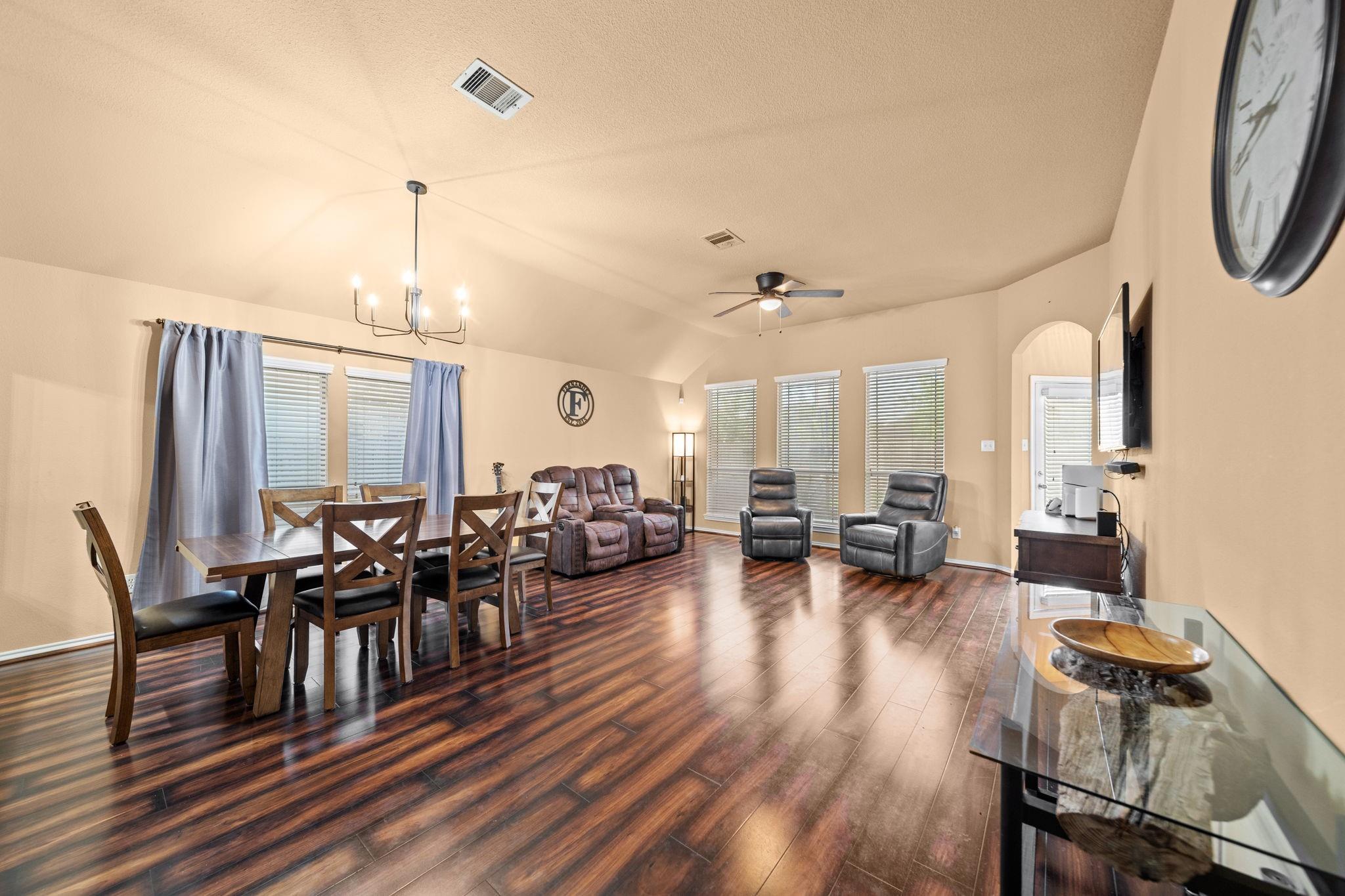 4514 Sunlit Pass Loop