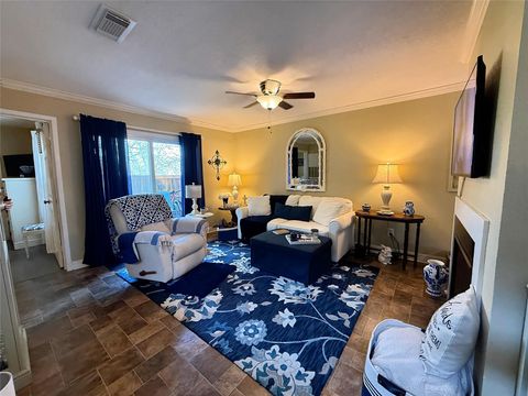 Condo For Sale - 418 Garland Drive #120<br/> Brazoria County, Lake Jackson, TX 77566