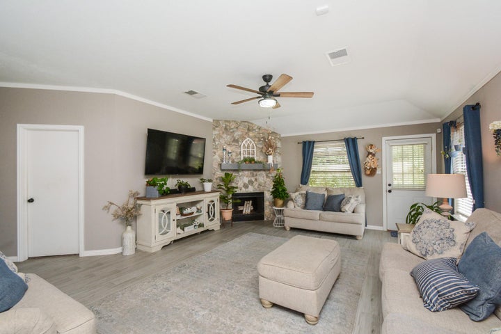 Photo 1 of 40 — 3638 Nutwood Lane, Spring, TX 77389