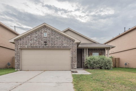 Photo of 17407 Blackstone Trails Drive, Humble, TX 77396 (MLS # 68519180)