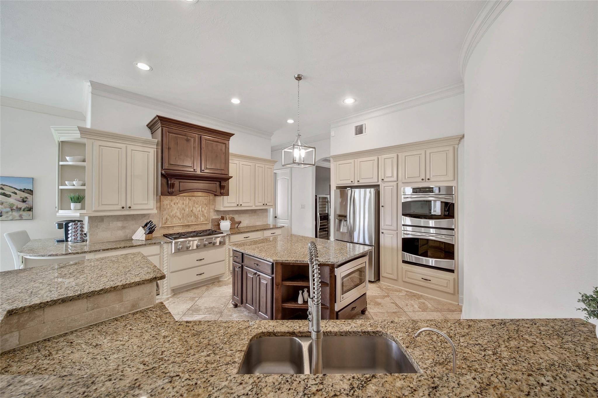 Fulshear, Texas, 77441, United States, 6 Bedrooms Bedrooms, ,6 BathroomsBathrooms,Residential,Active,2044543