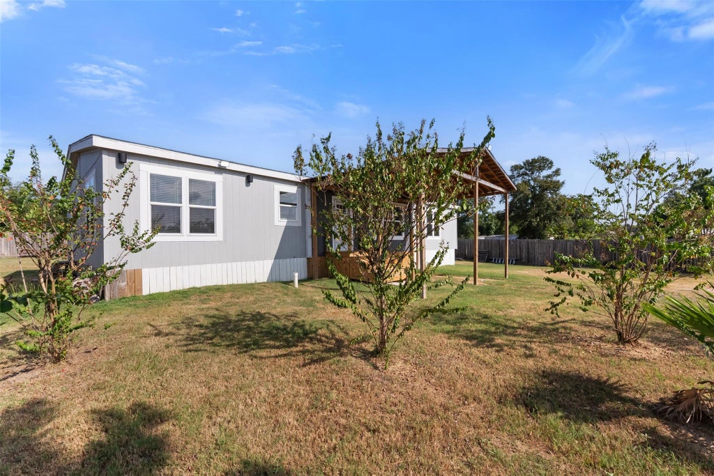 Photo of 421 Bower Lane, Conroe, TX 77303 (MLS # 70258083)