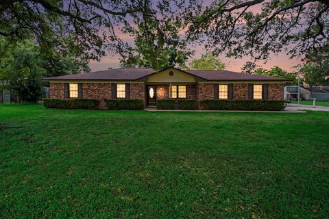Photo of 9213 Hammerly Boulevard, Houston, TX 77080 (MLS # 65315151)