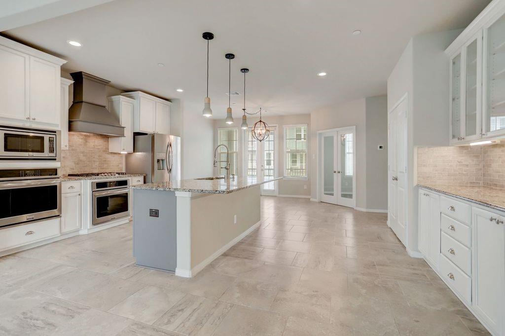 2714 Veranda Falls