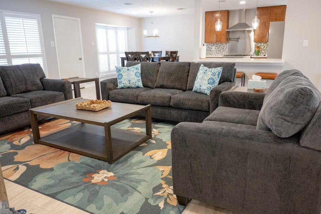 Photo of 15815 Baytree Drive, Houston, TX 77070 (MLS # 13265776)