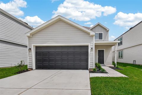 Photo of 8123 Burnt Orchid Drive, Houston, TX 77016 (MLS # 34404289)