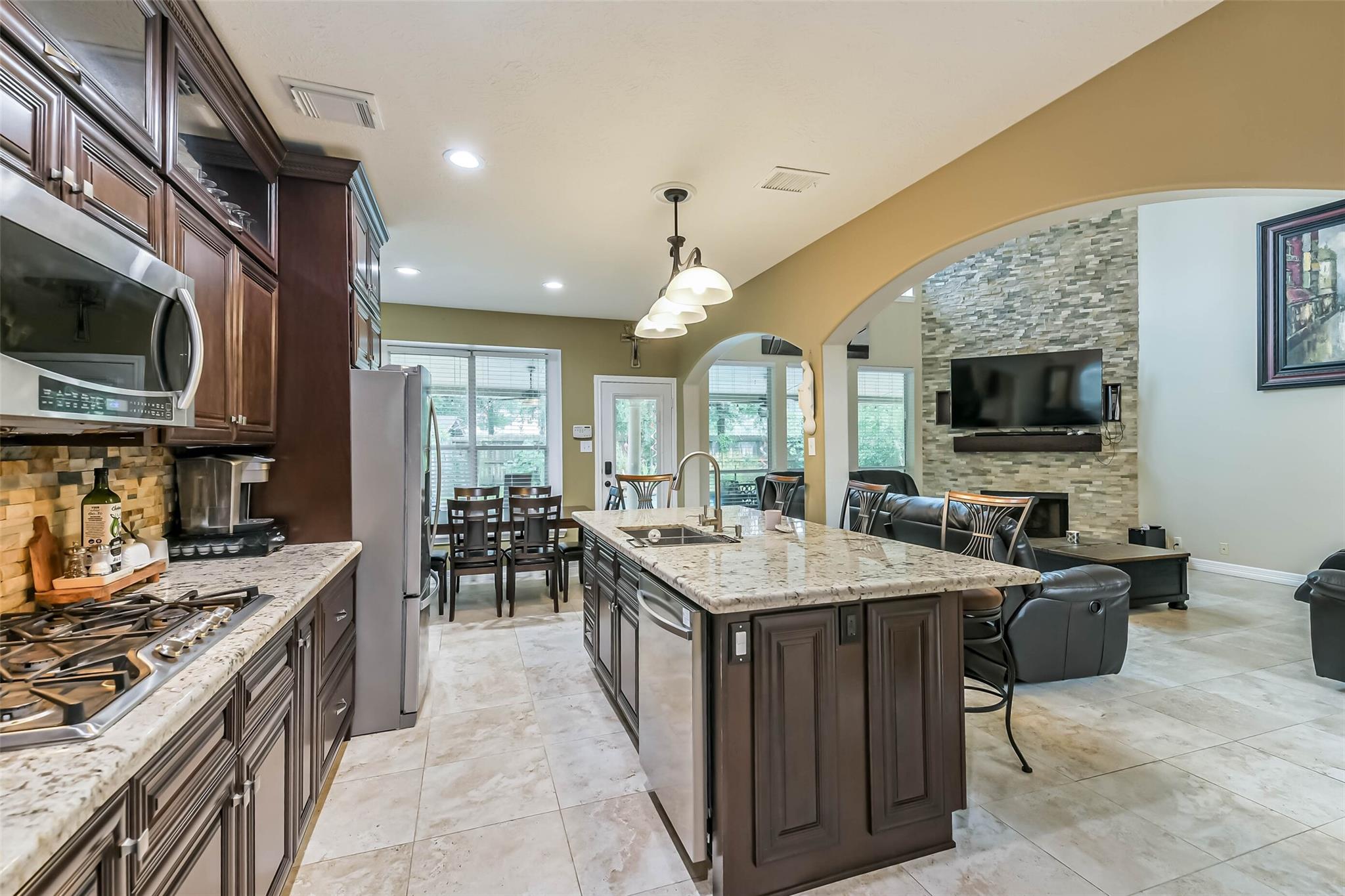 20319 Umber Oak Court
