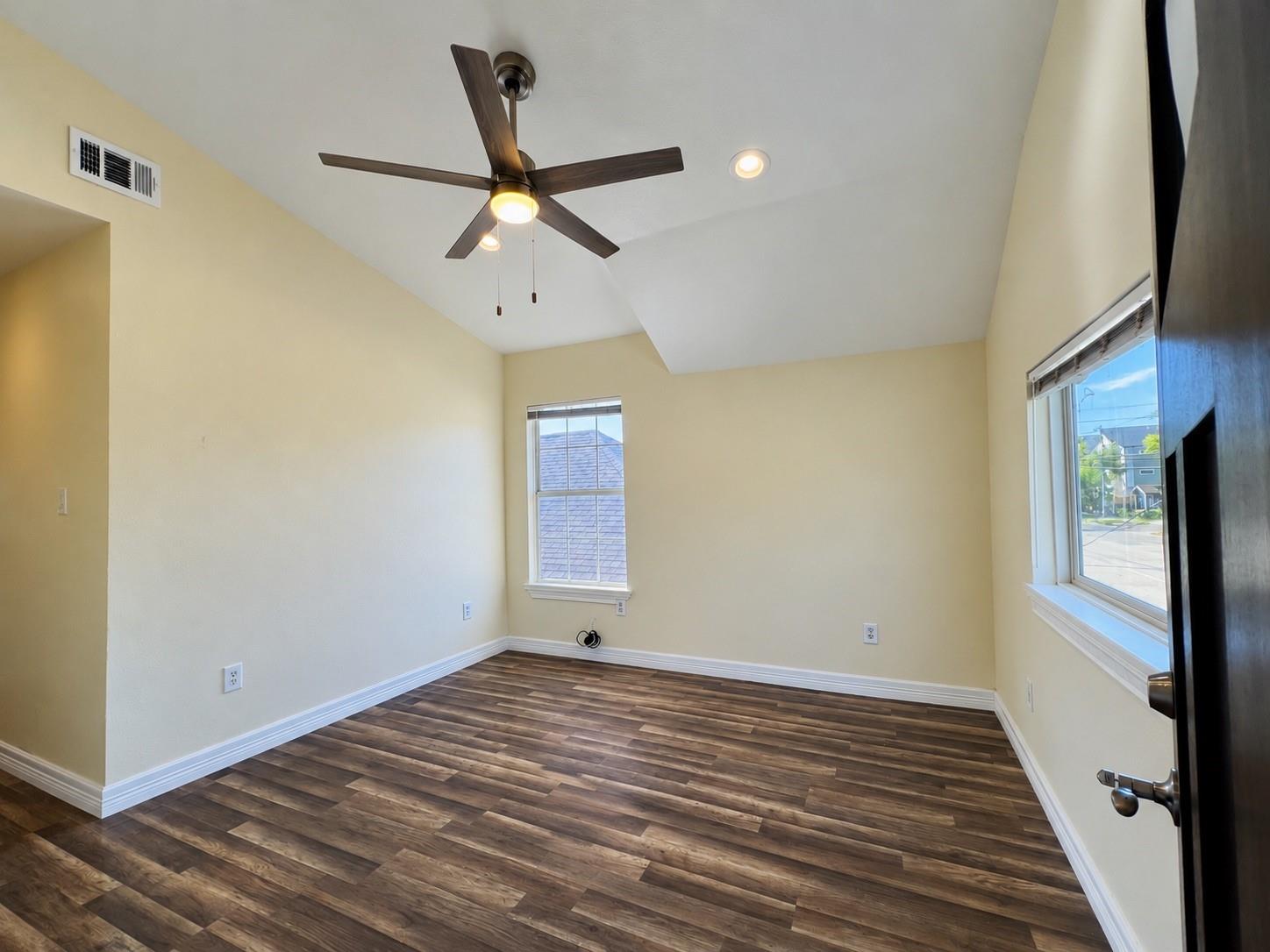 1512 Gregg Street 4