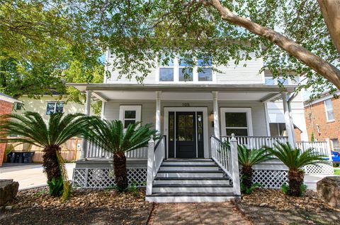 105 E 14th Street Houston TX 77008