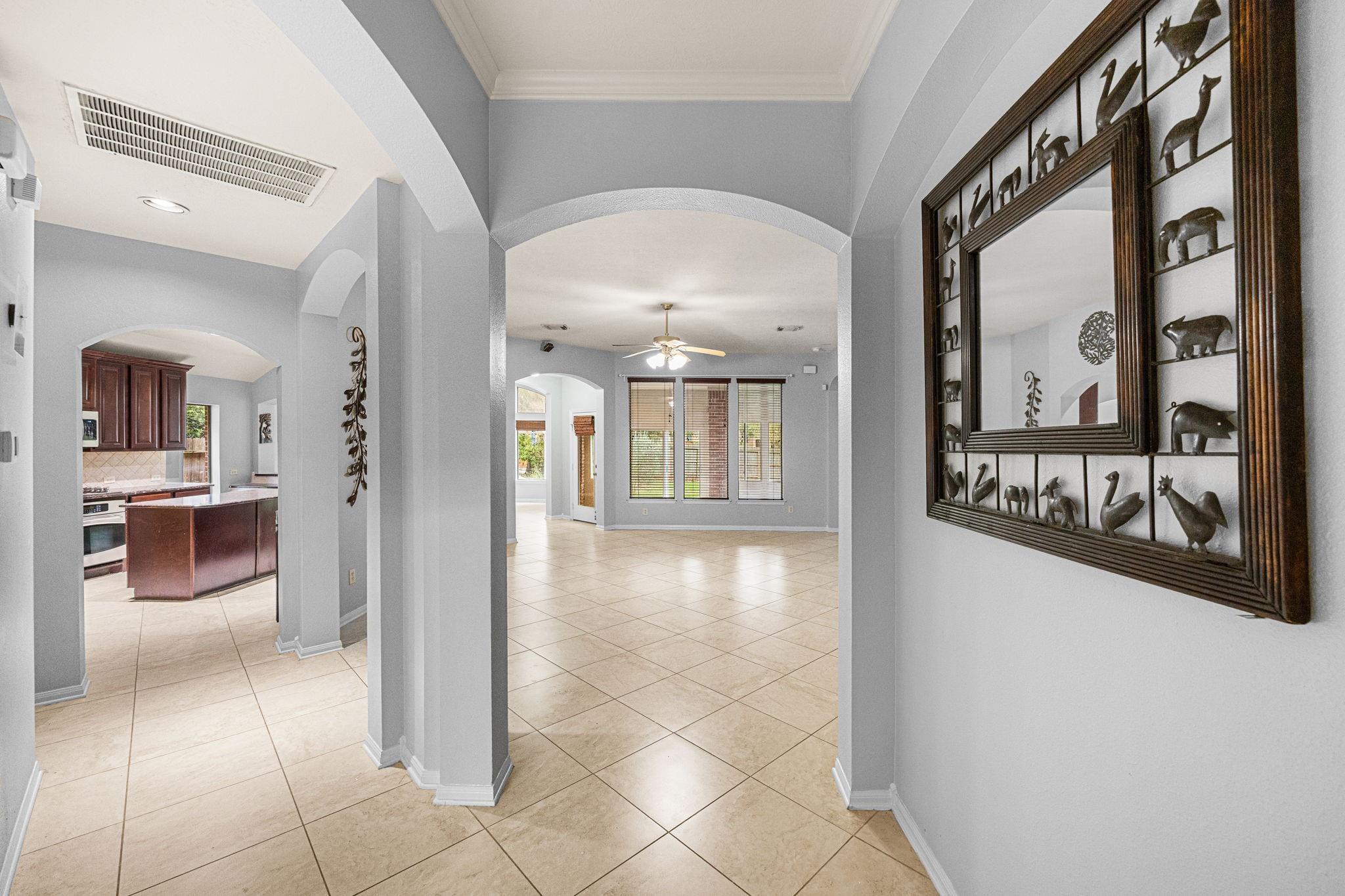802 Floriencia Street