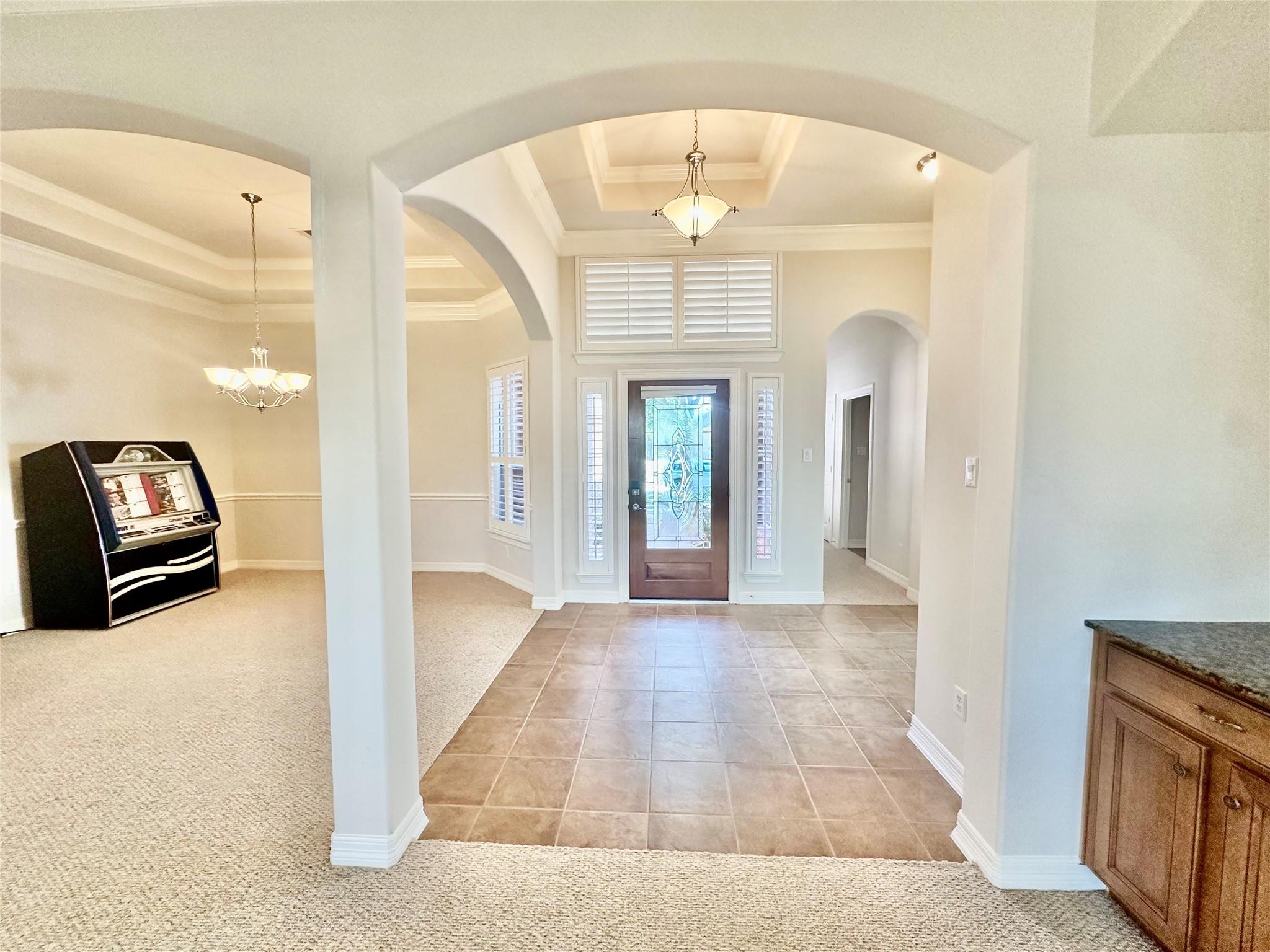 2422 S Venice Drive