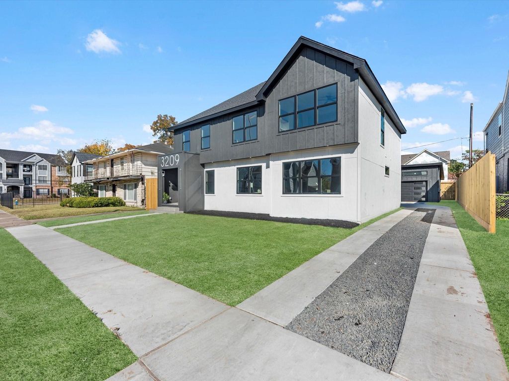 Photo of 3209 Binz Street, Houston, TX 77004 (MLS # 71005118)