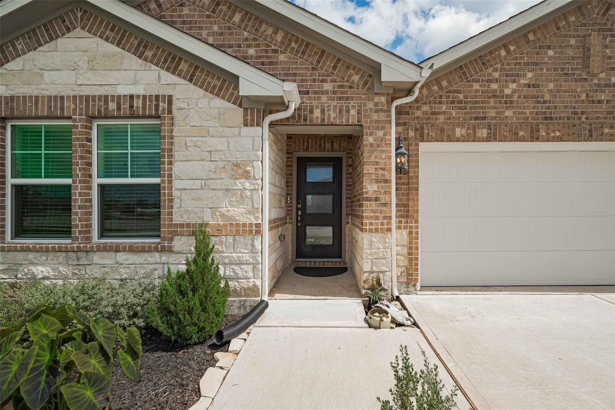 10005 Hermann Trace