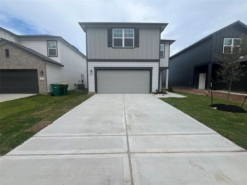 Photo of 6060 Majestic Creek Trail, Porter, TX 77365 (MLS # 15767540)