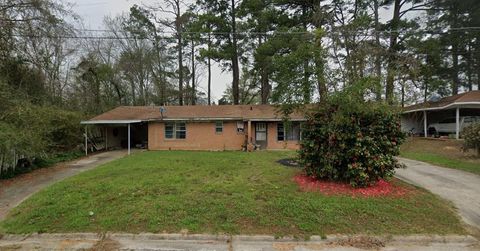 Photo of 310 Sheila Street, Jasper, TX 75951 (MLS # 36284590)