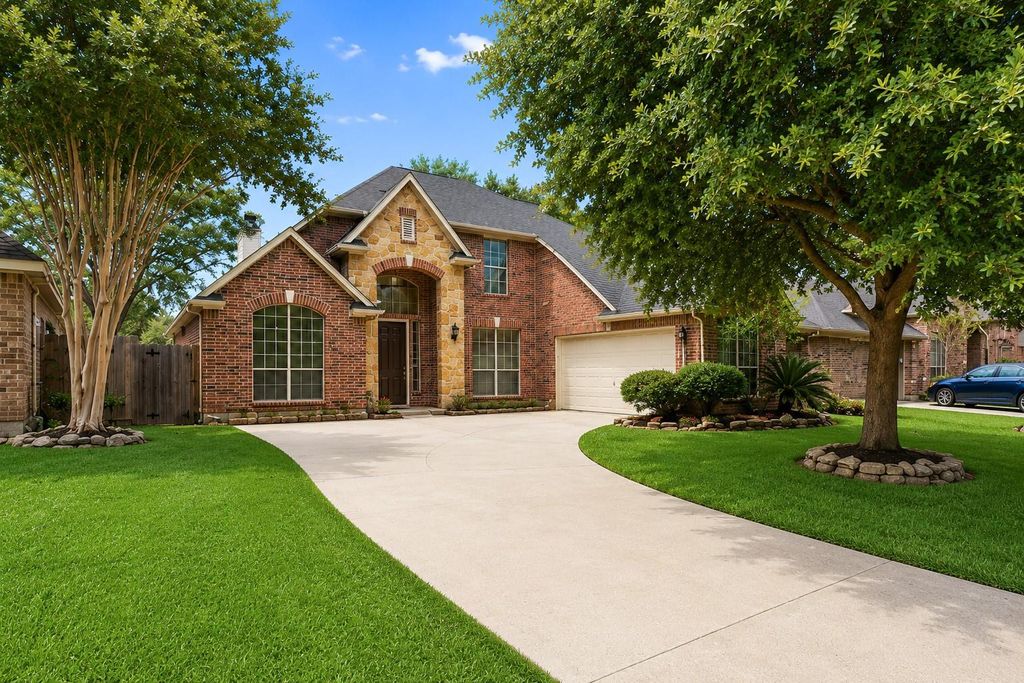 Photo of 3314 Crimson Maple Court, Houston, TX 77345 (MLS # 21773543)
