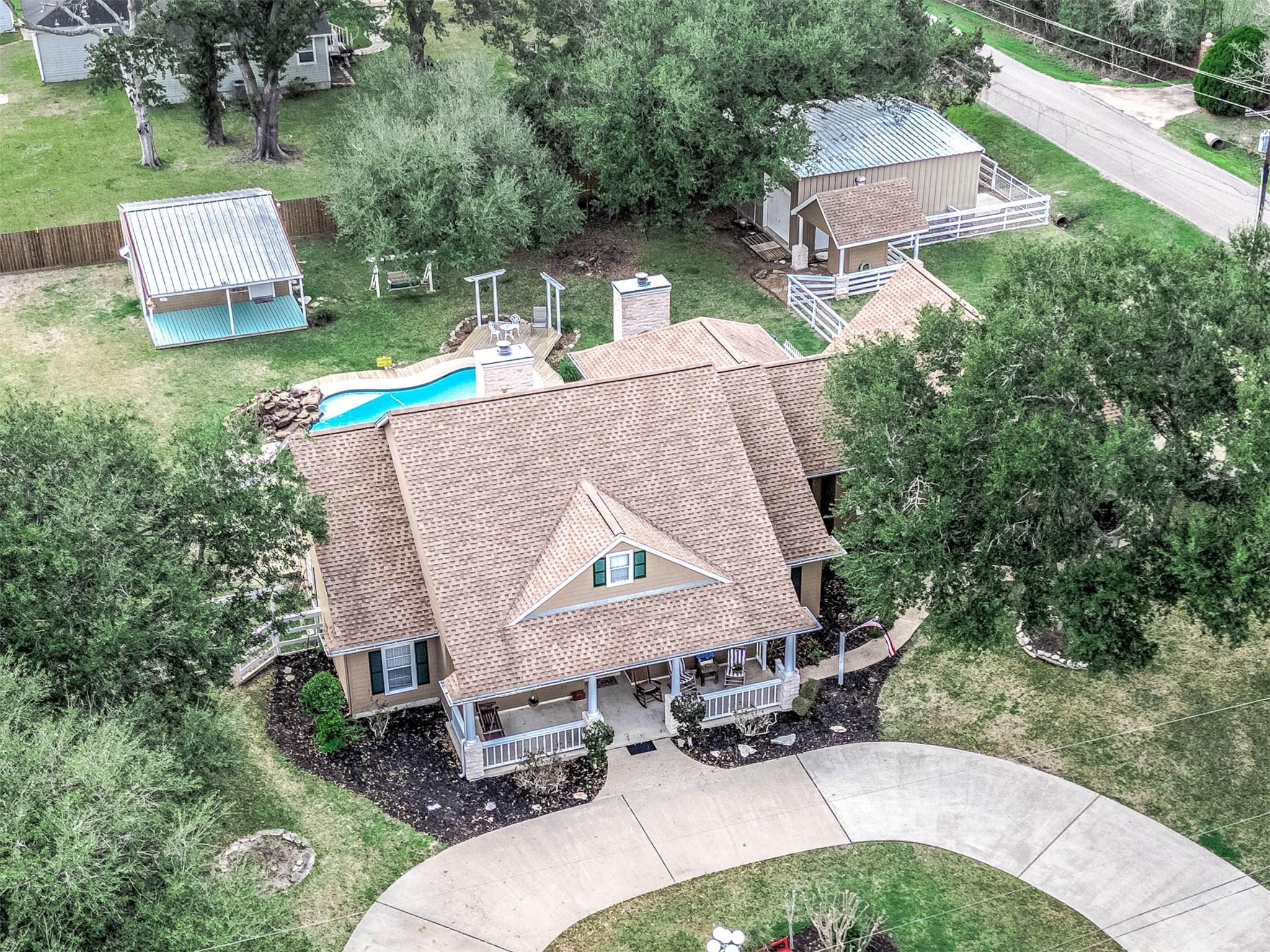 4127 Country Trails Street