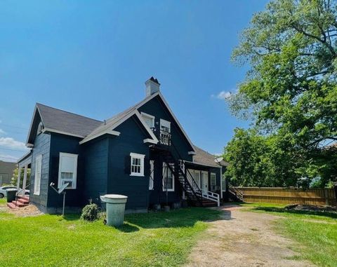 Photo of 1142 Lyle Street #4, Beaumont, TX 77701 (MLS # 73398267)