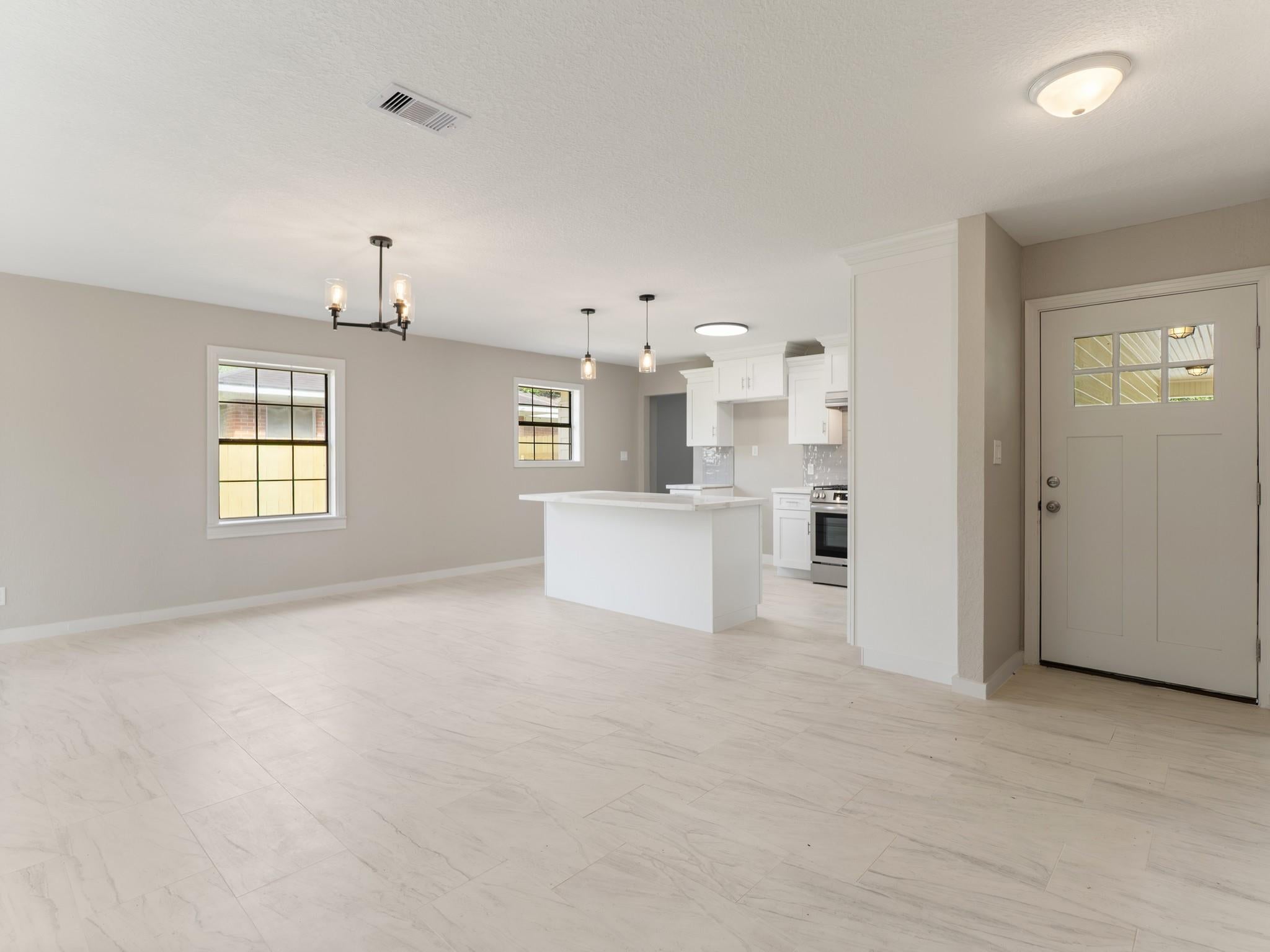 2502 Oak Drive
