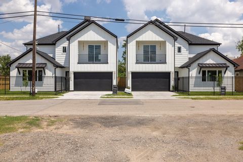 Photo of 1816 West Street, Houston, TX 77026 (MLS # 2543251)