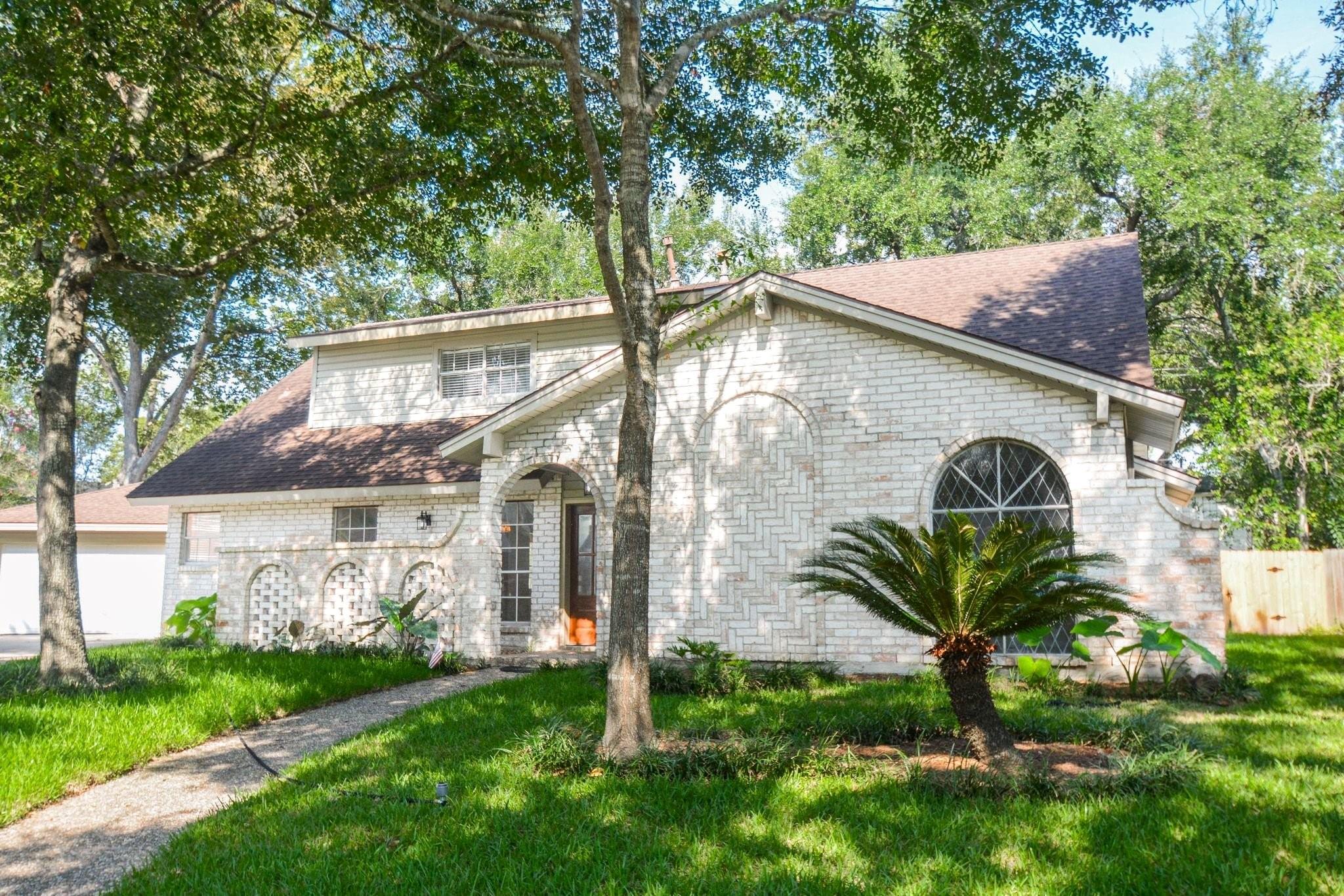 3018 Apple Valley Lane