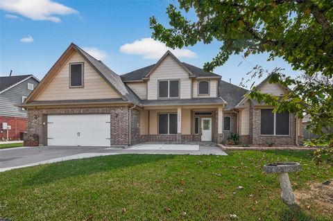 Photo of 14006 Martinique Lane, Mont Belvieu, TX 77523 (MLS # 46275499)